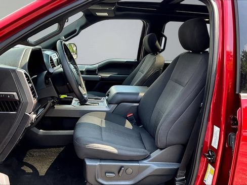 Used 2019 Ford F150 XLT w/ Equipment Group 302A Luxury AWD/4WD image 26