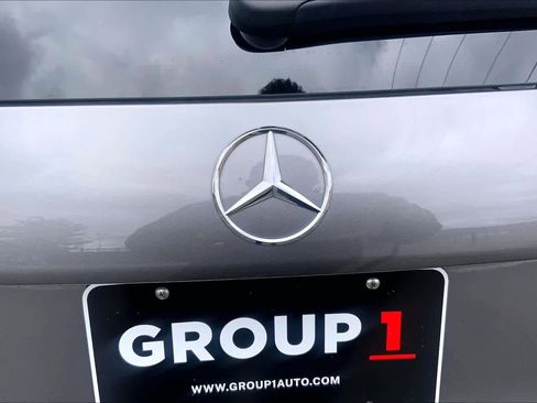 Used 2023 Mercedes-Benz GLB 250 4MATIC image 33