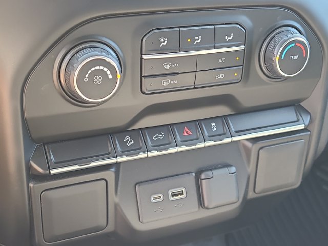 Used 2021 Chevrolet Silverado 1500 Custom Trail Boss AWD/4WD image 28