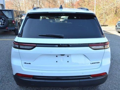 New 2025 Jeep Grand Cherokee Limited w/ Luxury Tech Group II image 7