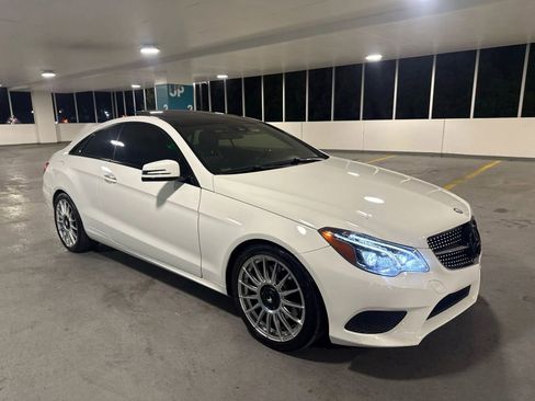 Used 2016 Mercedes-Benz E 400 Coupe image 3