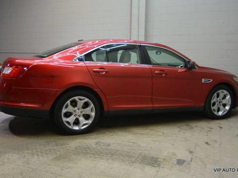 Used 2011 Ford Taurus SEL w/ 202A Rapid Spec Order Code FWD image 6