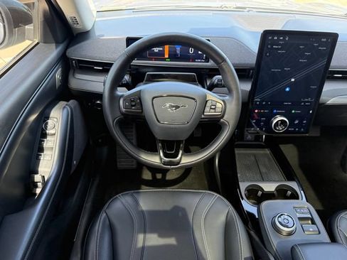 Used 2021 Ford Mustang Mach-E Premium RWD image 25