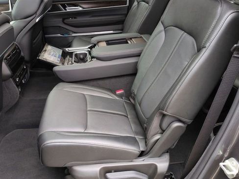 Used 2023 Jeep Grand Wagoneer L 4WD image 22