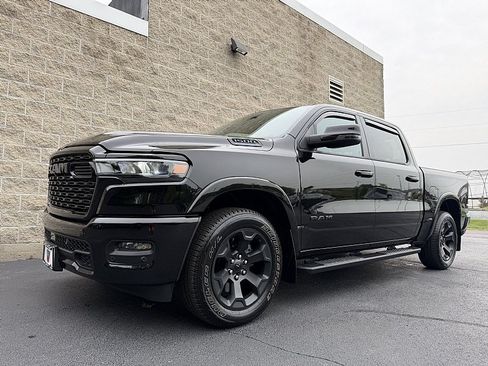 Used 2025 RAM 1500 Big Horn AWD/4WD image 4
