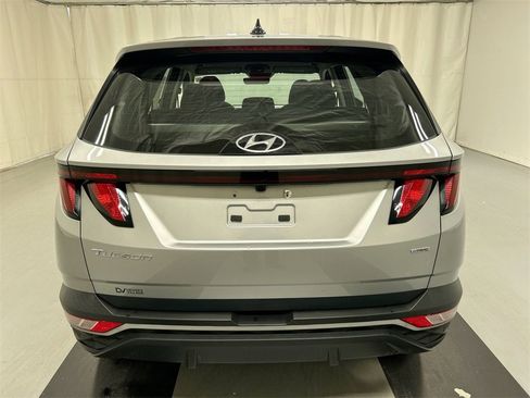 Used 2024 Hyundai Tucson SE image 20