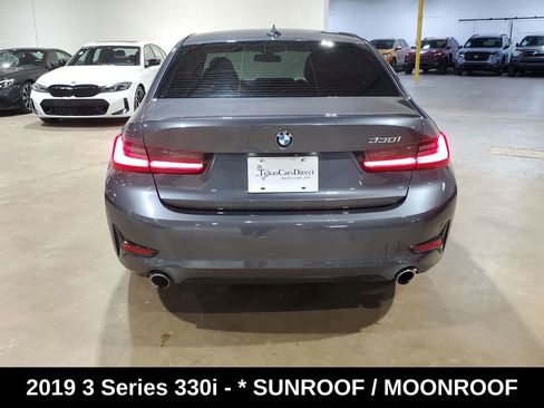 Used 2019 BMW 330i Sedan w/ Driving Assistance Package RWD image 11