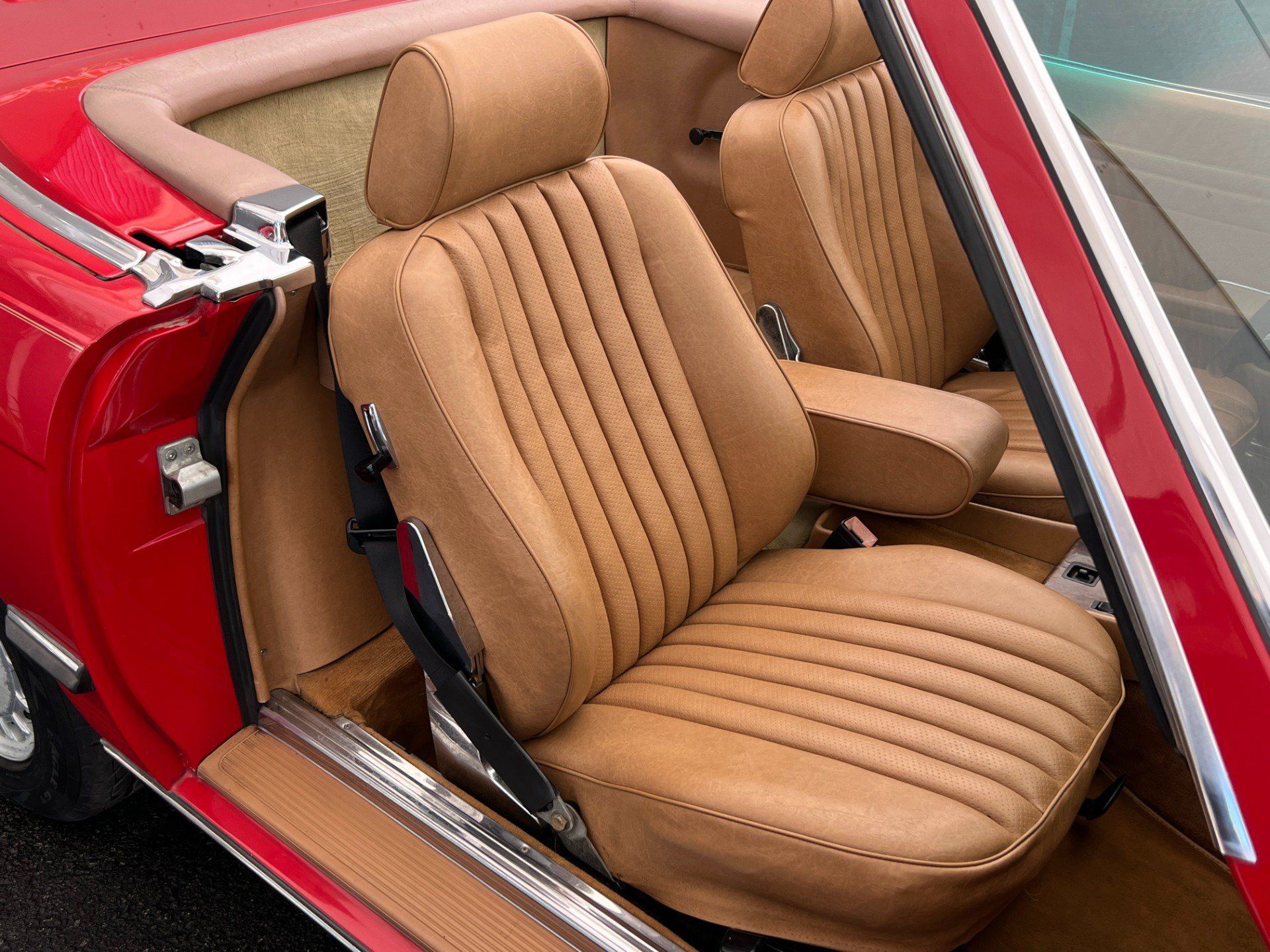 Used 1987 Mercedes-Benz 560 SL image 28
