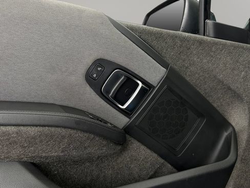 Used 2019 BMW i3 RWD image 18