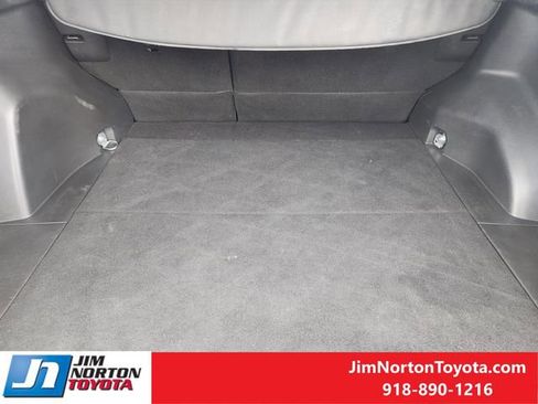 Used 2024 Toyota RAV4 XLE image 33