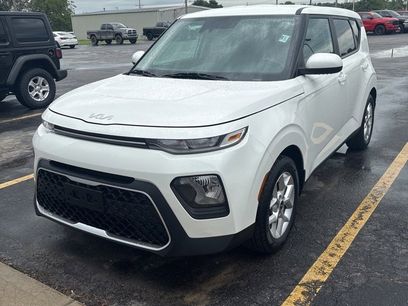 Used 2022 Kia Soul LX w/ Technology Package