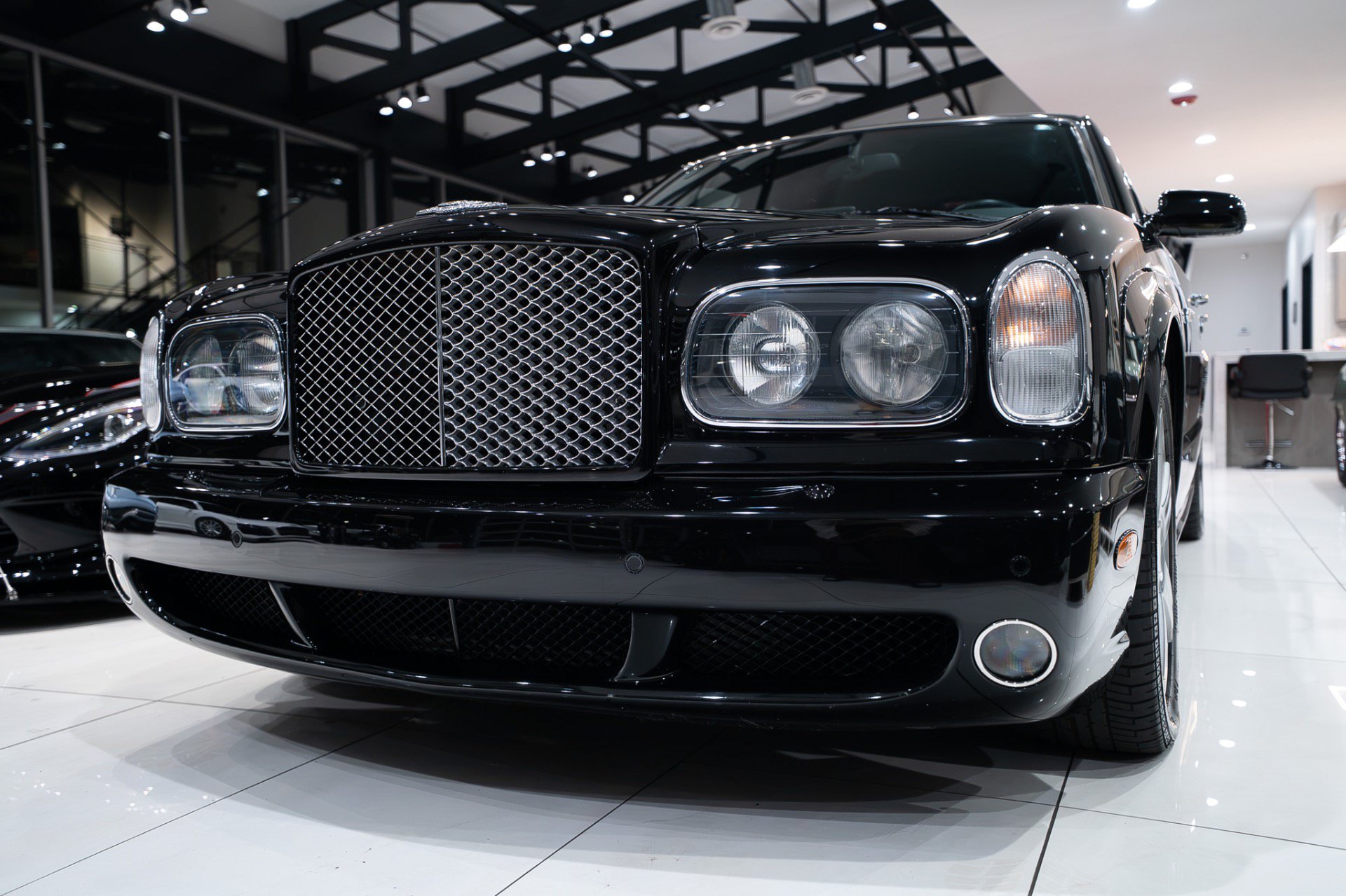 Used 2002 Bentley Arnage T RWD image 45