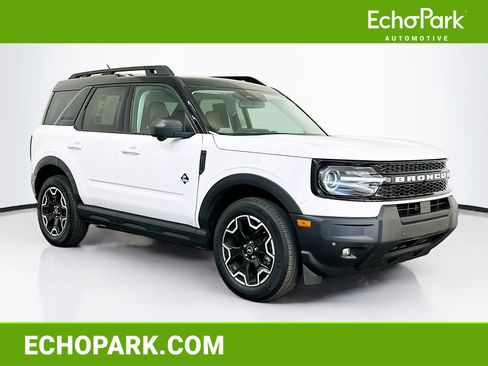 Used 2025 Ford Bronco Sport Outer Banks w/ Outer Banks Tech Package+ AWD/4WD image 1