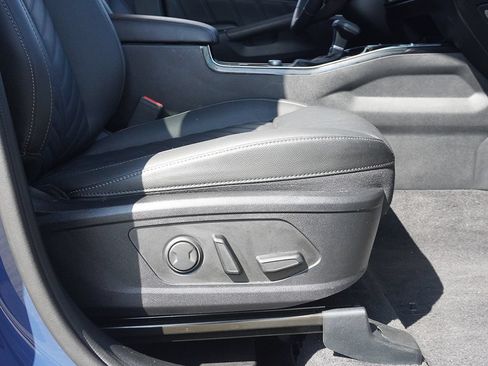 Used 2025 Kia Sorento SX Prestige AWD/4WD image 30