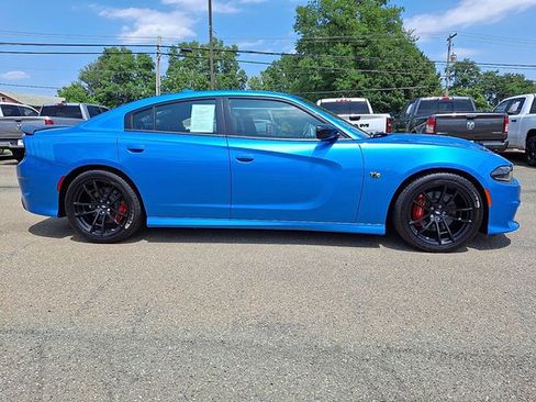 Used 2023 Dodge Charger Scat Pack w/ Plus Group RWD image 8
