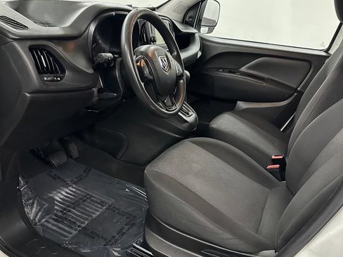 Used 2022 RAM ProMaster City Tradesman FWD image 10