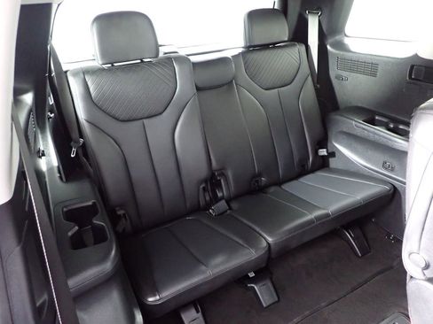 Used 2024 Hyundai Palisade SEL FWD image 35