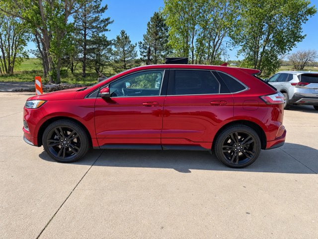 Used 2019 Ford Edge ST w/ Equipment Group 401A AWD/4WD image 8