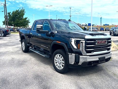 Used 2024 GMC Sierra 2500 SLT w/ Texas SLT Premium Package AWD/4WD image 3