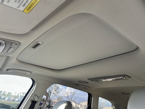 Used 2021 Kia Telluride S image 33