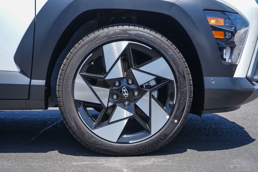 New 2026 Hyundai Kona Limited FWD image 9