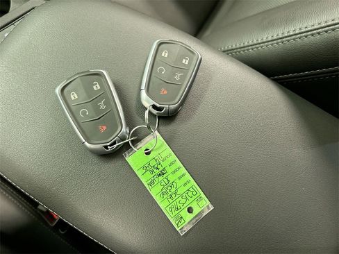 Used 2021 Cadillac XT5 Premium Luxury image 12