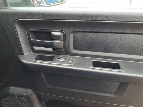 Used 2017 RAM 1500 ST w/ SXT Appearance Group image 14