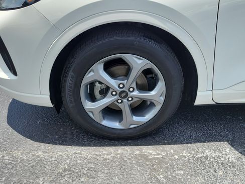 Used 2023 Ford Escape ST-Line w/ Tech Pack #1 FWD image 6