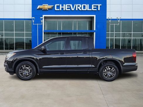 Used 2017 Honda Ridgeline Sport image 3
