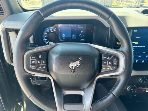 Certified 2023 Ford Bronco Badlands AWD/4WD image 10