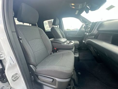 Used 2025 RAM 2500 Big Horn AWD/4WD image 30