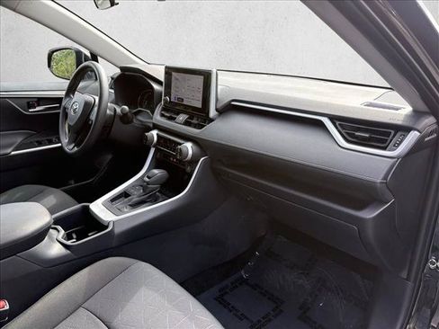 Certified 2025 Toyota RAV4 XLE FWD image 23