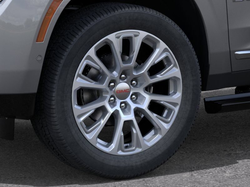 New 2027 GMC Yukon Denali w/ Sun & Power Step Package AWD/4WD image 9