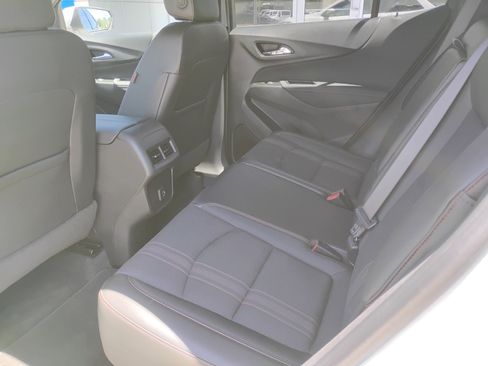 Used 2022 Chevrolet Equinox RS FWD image 25