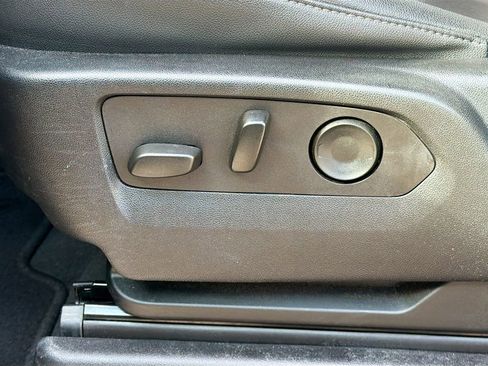 Used 2024 Chevrolet Tahoe LT image 27