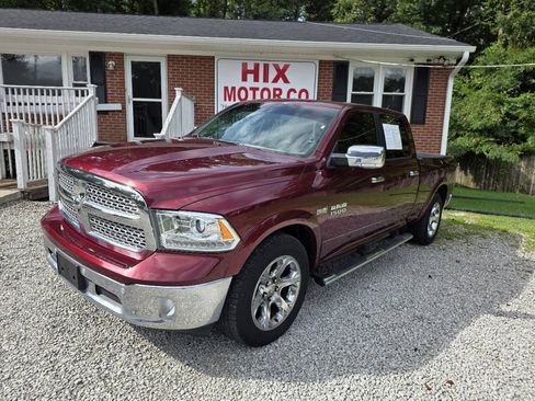 Used 2018 RAM 1500 Laramie w/ Convenience Group AWD/4WD image 1