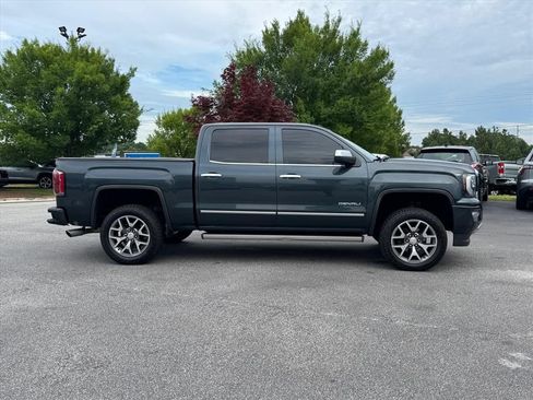 Used 2018 GMC Sierra 1500 Denali w/ Denali Ultimate Package AWD/4WD image 2