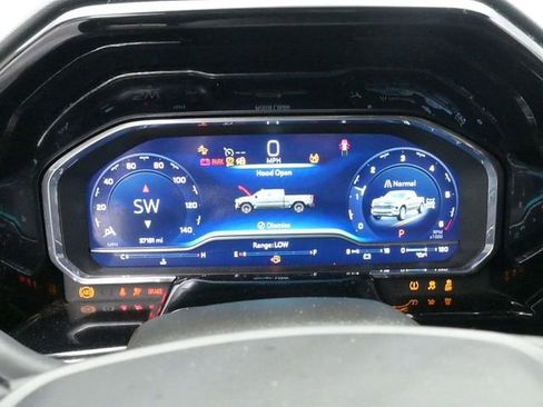 Used 2023 Chevrolet Silverado 1500 LTZ image 19