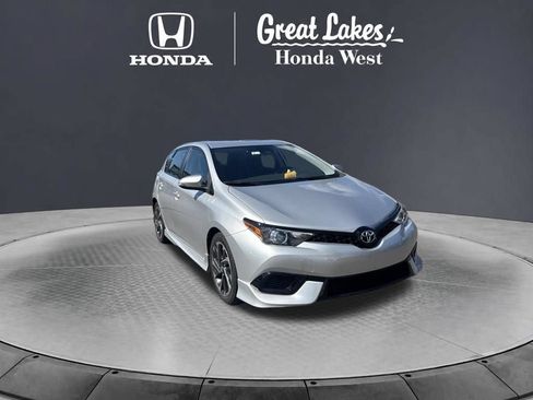 Used 2017 Toyota Corolla iM w/ All-Weather Mat Package FWD image 4
