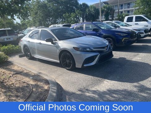 Used 2021 Toyota Camry SE w/ Convenience Package FWD image 1
