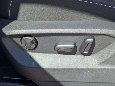 New 2026 Volkswagen Atlas SE image 15