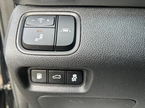 Used 2020 Kia Optima LX image 17