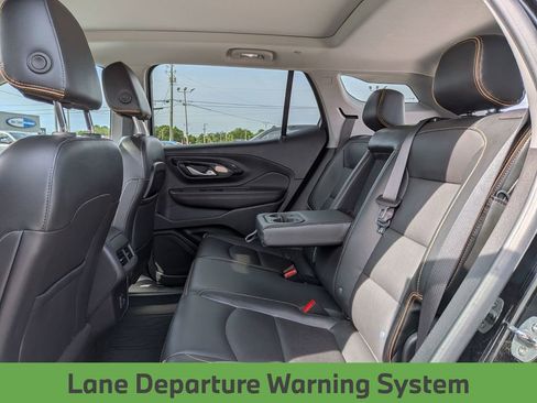 Used 2022 GMC Terrain AT4 w/ LPO, Floor Liner Package AWD/4WD image 27