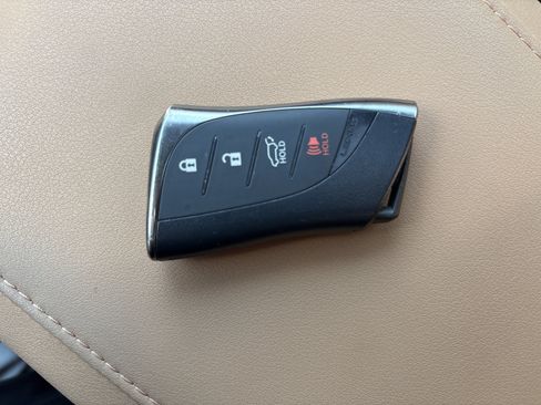 Used 2023 Lexus RX 350 Premium Plus w/ Cold Area Package AWD/4WD image 36