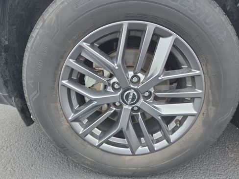 Used 2023 Nissan Rogue S image 25