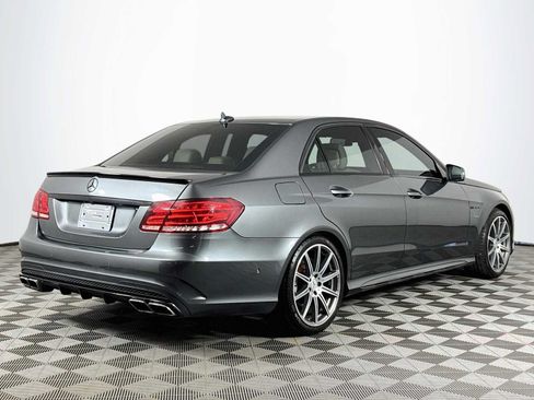 Used 2014 Mercedes-Benz E 63 AMG 4MATIC Sedan image 5