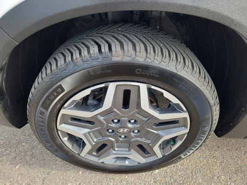 Used 2022 Hyundai Santa Fe Limited image 16