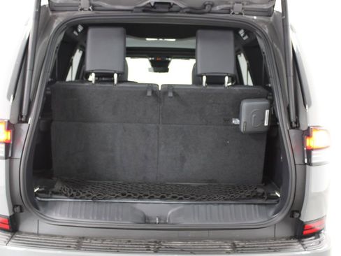 Used 2024 Lexus GX 550 image 14