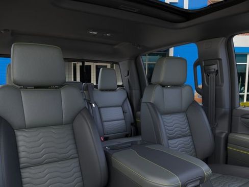 New 2026 Chevrolet Silverado 2500 ZR2 w/ LPO, Dark Essentials Package AWD/4WD image 25