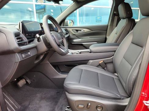 New 2027 Chevrolet Traverse LT w/ Midnight/Sport Edition AWD/4WD image 8